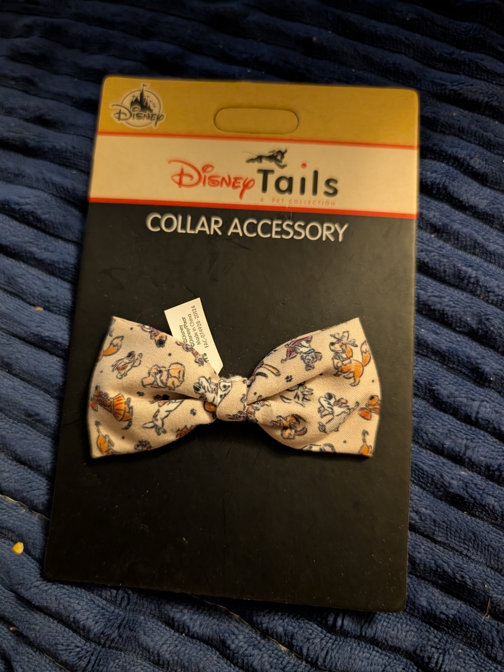 Disney Tails Pet Collar Accessory Bow Tie Disney Dogs Pattern Cute Pet Charm NEW